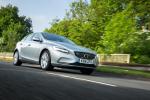 Volvo V40 D4 Inscription 2016 года (UK)